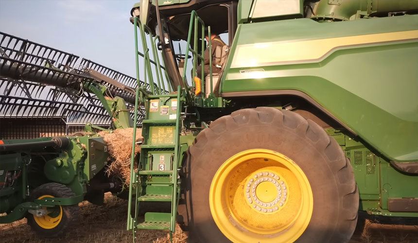 Opona Maxi Traction Harvest od Firestone