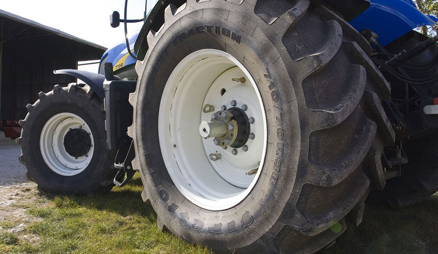 Montaż opon w dużym rozmiarze 710/70 R 38